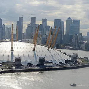 Canary Wharf , London United Kingdom