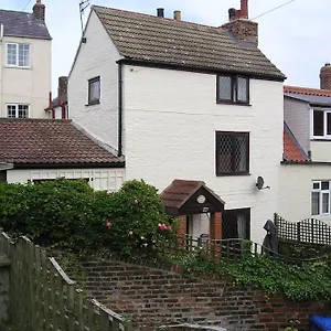 Award Winning Pet Friendly Paddock Holiday home